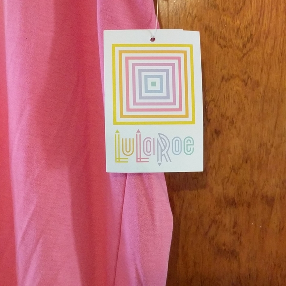 A New with Tags Lularoe Brand 2XL Liv - Picture 2 of 3